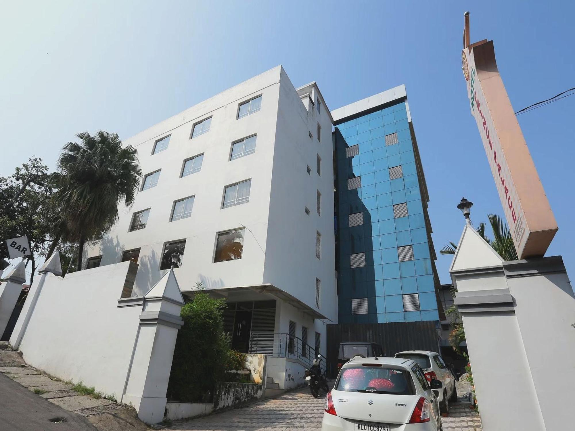 Super Townhouse Prince Palace Thiruvananthapuram Zewnętrze zdjęcie