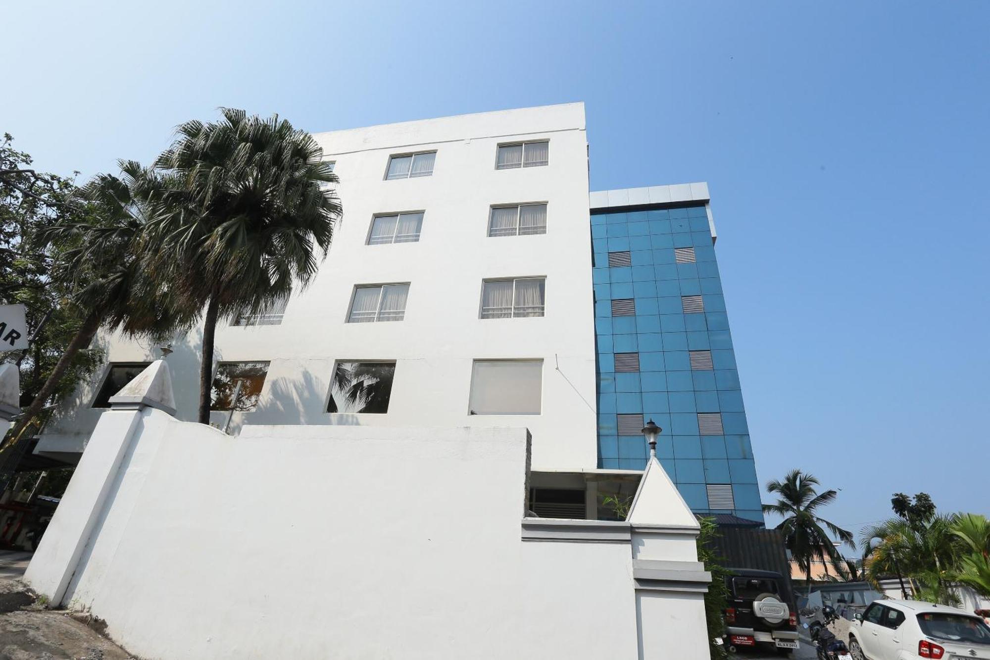 Super Townhouse Prince Palace Thiruvananthapuram Zewnętrze zdjęcie