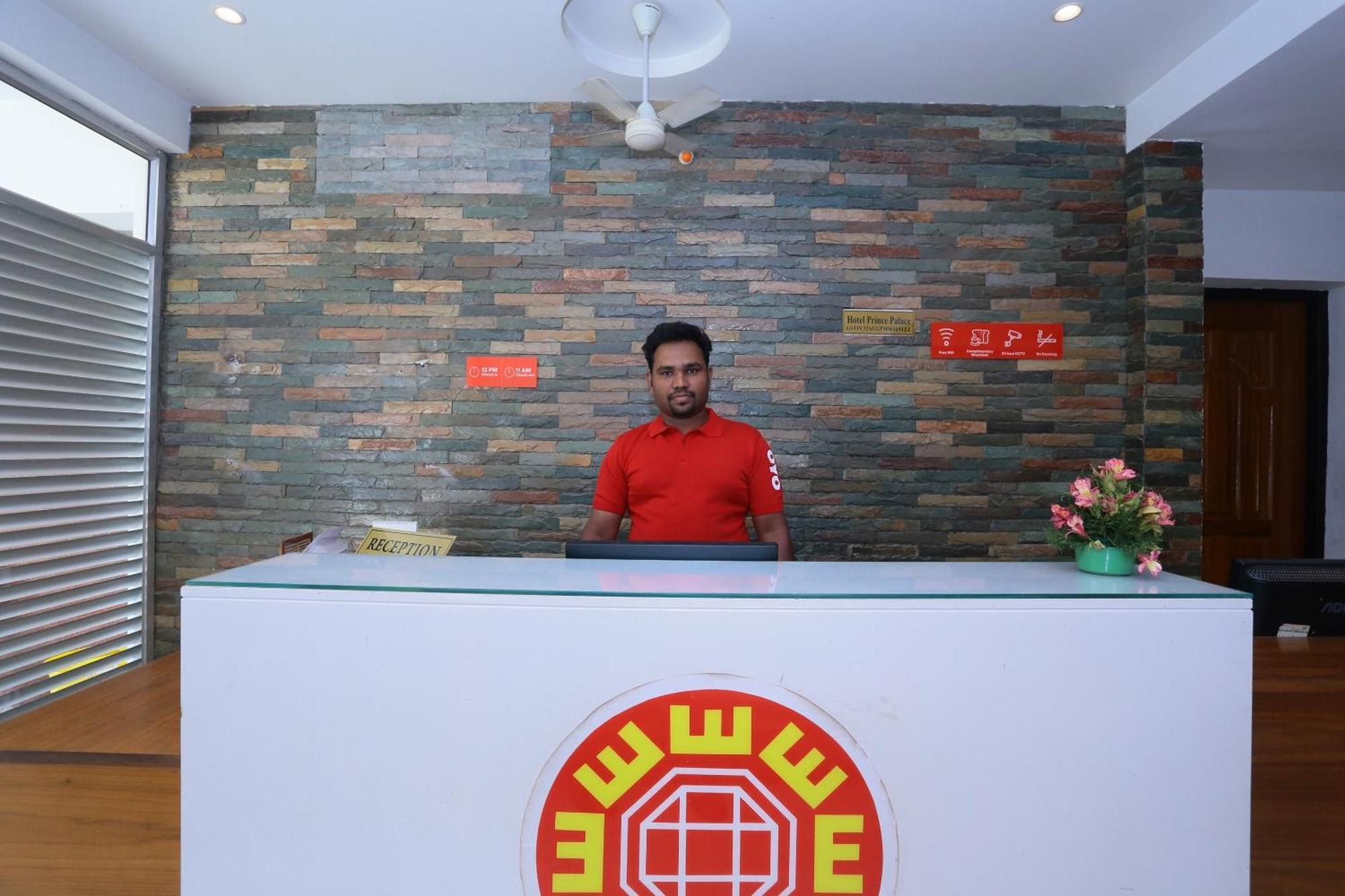 Super Townhouse Prince Palace Thiruvananthapuram Zewnętrze zdjęcie
